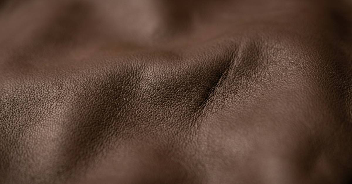 Detail povrchu ovčí kůže lamb nappa
